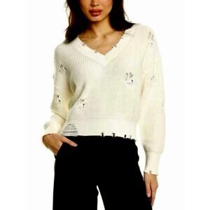 525 America Distressed Shaker V-Neck Sweater in Chalk size M